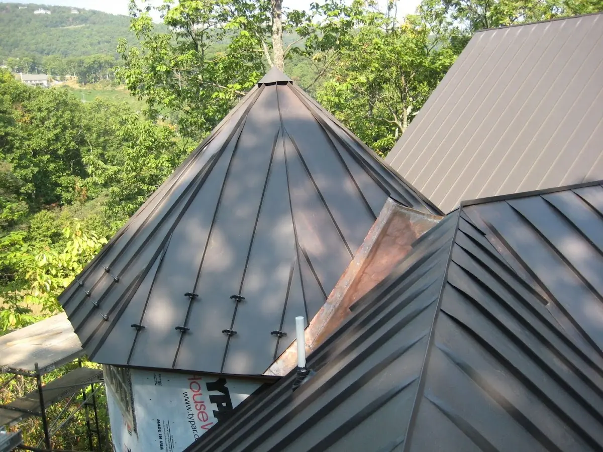 Professional Gutter Cleaning by Craftsman Roofing in Flair Park